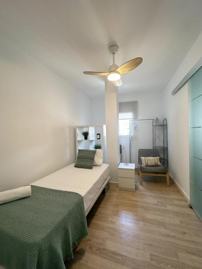 Santa Lucia 2 Bedrooms Apartment Málaga Exteriör bild