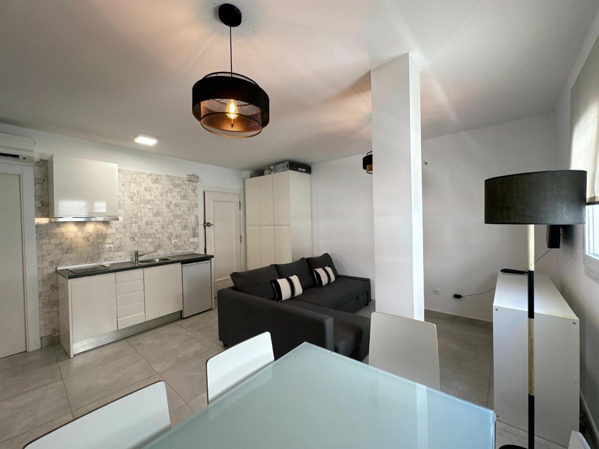 Santa Lucia 2 Bedrooms Apartment Málaga Exteriör bild