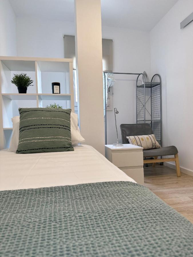 Santa Lucia 2 Bedrooms Apartment Málaga Exteriör bild
