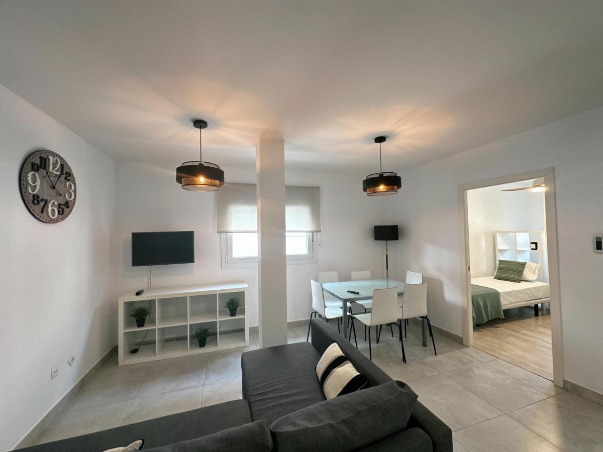 Santa Lucia 2 Bedrooms Apartment Málaga Exteriör bild